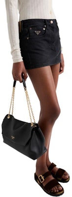 (Women) PRADA SS24 Low-Waist Mini Skirt Solid Color Black Casual Style GFD179-148J-F0557-S-OOO Purchase (Women) PRADA SS24 Low-Waist Mini Skirt Solid Color Black Casual Style GFD179-148J-F0557-S-OOO