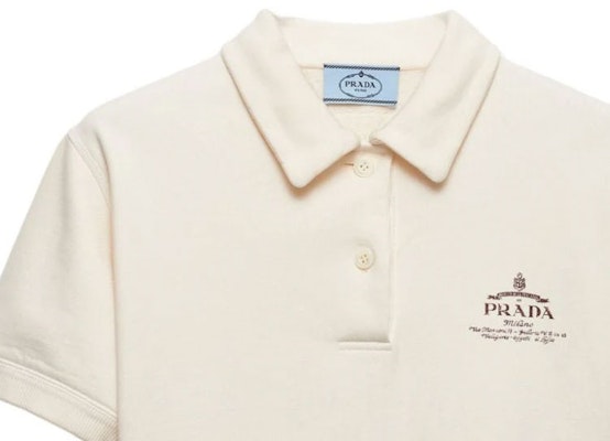 (W) PRADA SS24 Polo de Manga Corta de Felpa Blanca con Logo Impreso. 135726-15DF-F0018-S-OOO Sizing (W) PRADA SS24 Polo de Manga Corta de Felpa Blanca con Logo Impreso. 135726-15DF-F0018-S-OOO