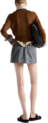 (W) PRADA SS24 條紋百摺鈕扣細節休閒裙 女 灰色 P146KK-15DK-F0308-S-OOO Shop (W) PRADA SS24 條紋百摺鈕扣細節休閒裙 女 灰色 P146KK-15DK-F0308-S-OOO