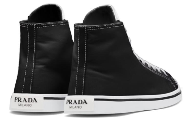 Shop PRADA普拉達 Synthesis 透氣輕便 高幫運動 時尚板鞋 女款 黑色