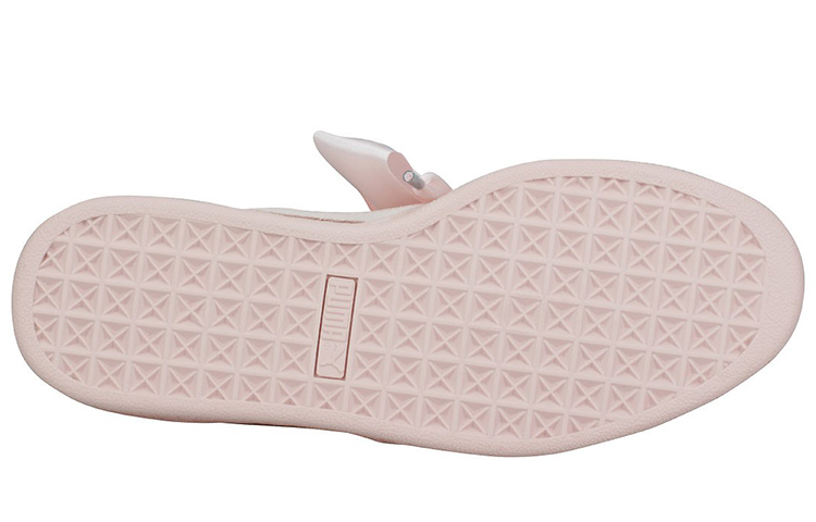 Shop (W) Puma Suede Heart Bubble ''Rose'' 366441-02