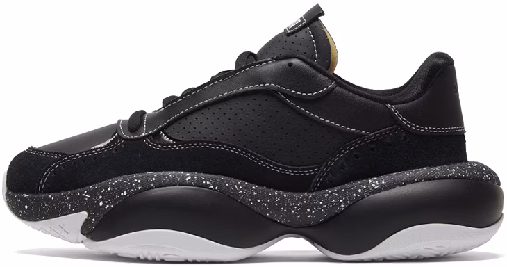 women-puma-alteration-perf-black-low-top-374552-02