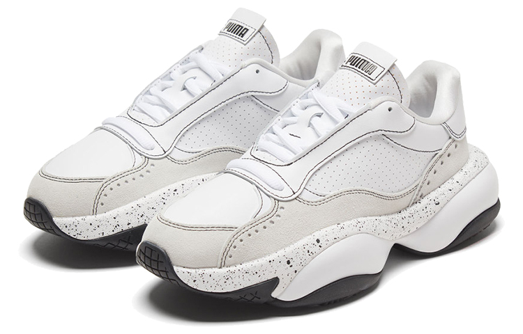 Lookbook (W) Puma Alteration Perf ''Grijs Wit'' 374552-01
