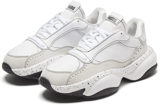 (W) Puma Alteration Perf ''Grijs Wit'' 374552-01 Lookbook (W) Puma Alteration Perf ''Grijs Wit'' 374552-01