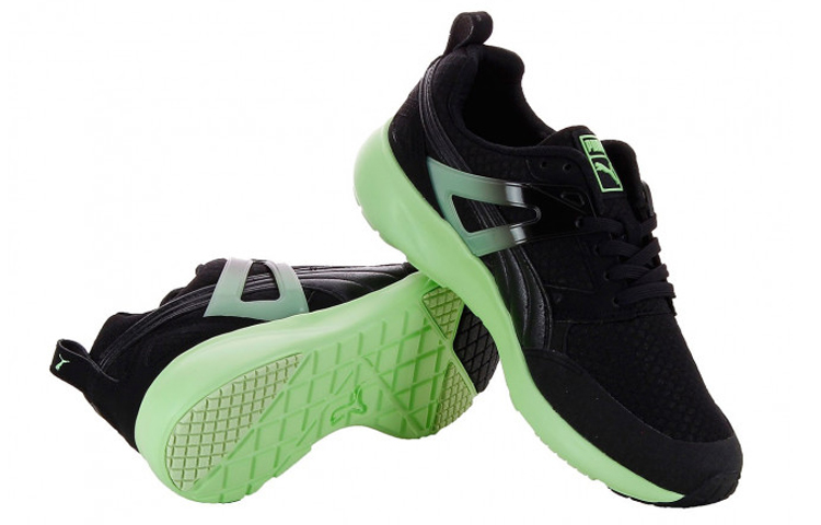 Lookbook 彪馬 Arial Ref 減震防滑 低幫跑步鞋 女款 黑綠