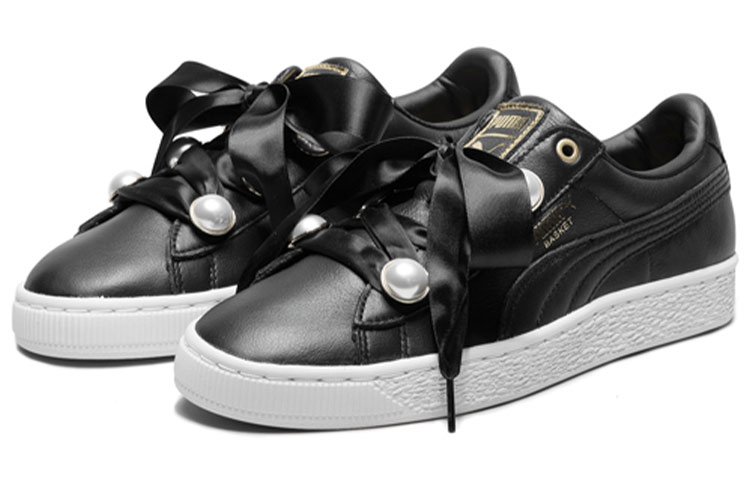 Lookbook (W) Puma Basket Bling Negro 366732-04