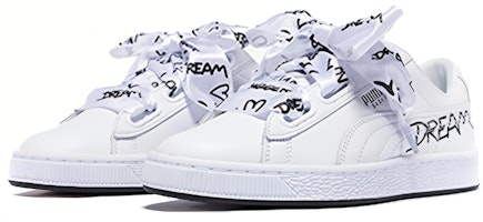 (W) Puma Basket Heart 'HNDWRTTN' Sepatu Wanita 370185-01 Lookbook (W) Puma Basket Heart 'HNDWRTTN' Sepatu Wanita 370185-01