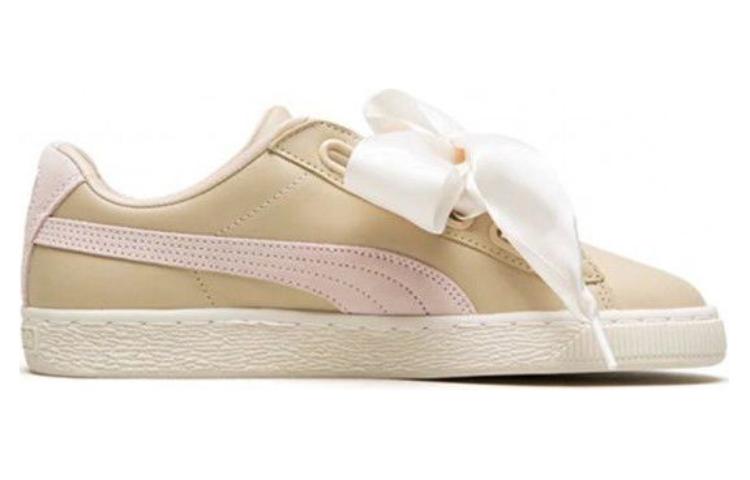 Lookbook (W) Puma Basket Heart Coach Dames Sneakers 366366-01