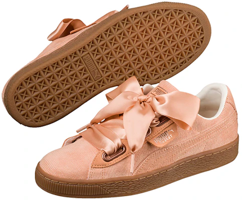 Puma basket 2025 heart corduroy sneakers