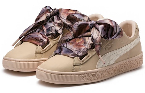 (W) 푸마 바스켓 하트 미미크리 '바닐라 크림' (Puma 바스켓 하트 미미크리 '바닐라') 367028-01 Lookbook (W) 푸마 바스켓 하트 미미크리 '바닐라 크림' (Puma 바스켓 하트 미미크리 '바닐라') 367028-01