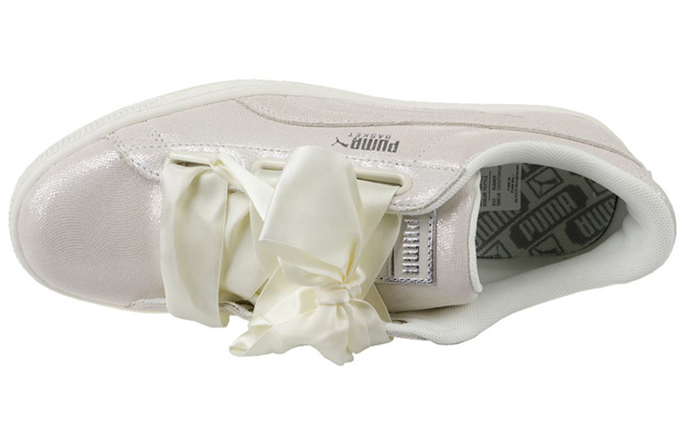 Lookbook (W) Puma Basket Heart Ns ''S'' Wit 364108-02