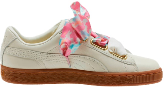 (W) Puma Basket Heart Wonderland Sepatu Wanita 369646-02 Order (W) Puma Basket Heart Wonderland Sepatu Wanita 369646-02