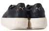 Shop (W) Puma Basket Platform 2018SS Wanita Sneakers 367260-01