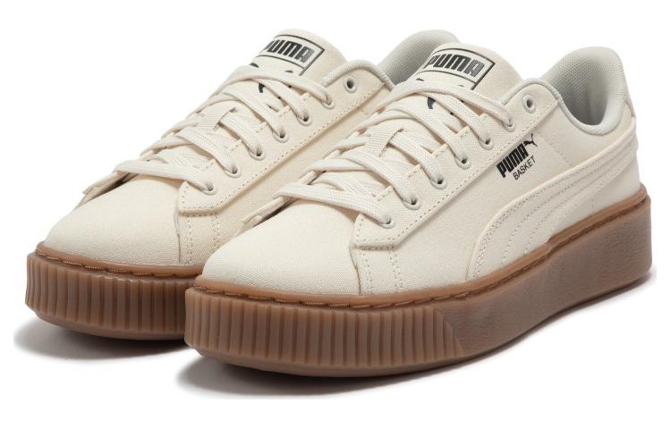 Shop PUMA Basket Platform Canvas 防滑 低筒 帆布鞋 女款 米色