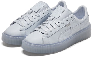 (W) Sepatu Puma Basket Platform Core Biru Muda/Perak Rendah 364040-10 Lookbook (W) Sepatu Puma Basket Platform Core Biru Muda/Perak Rendah 364040-10