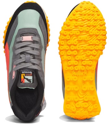 (Women) Puma Blacktop Rider 'Brand Love' 395152-01 Shop (Women) Puma Blacktop Rider 'Brand Love' 395152-01