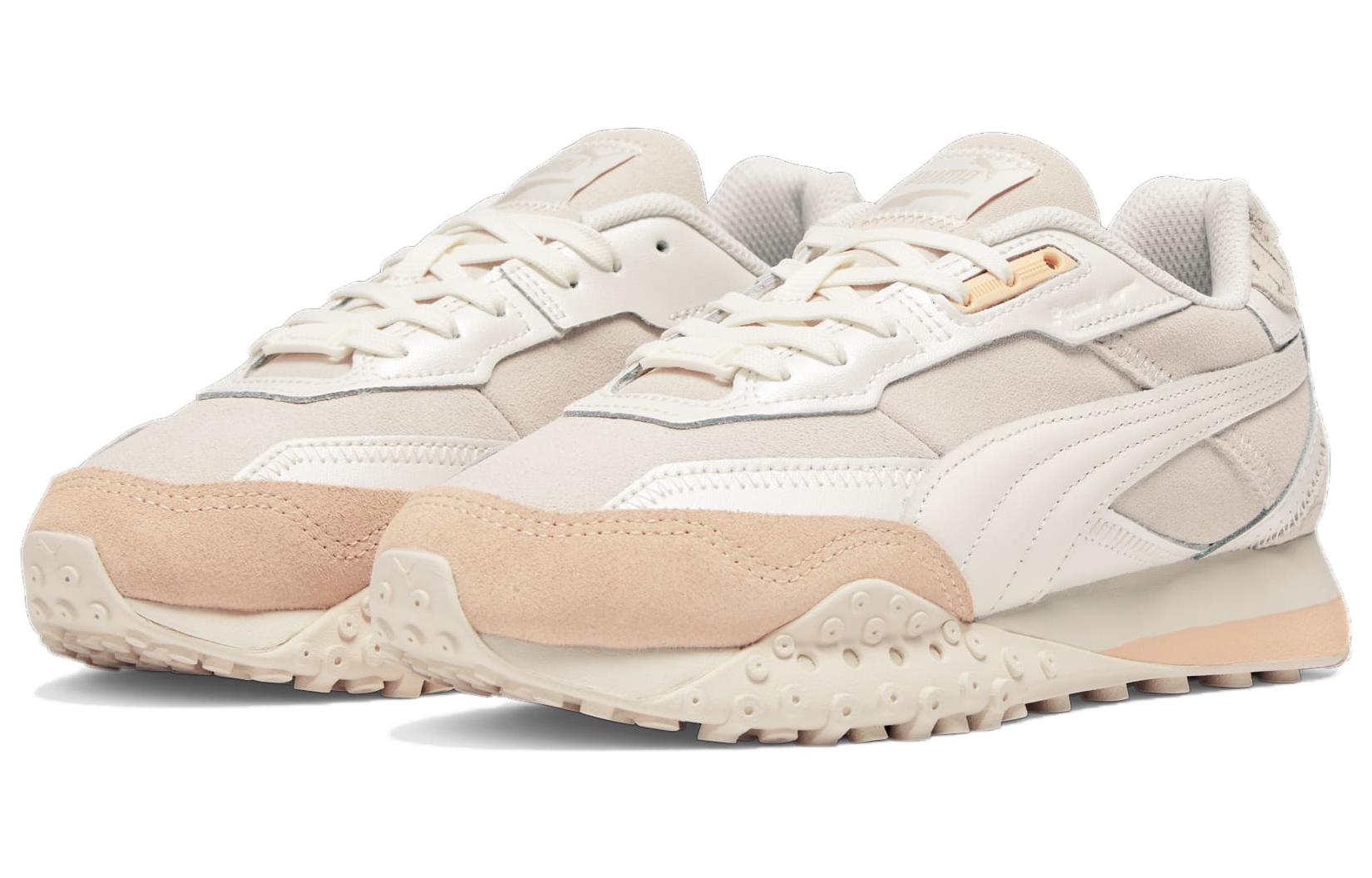 Lookbook (W) 彪马黑顶骑士‘闪光’ 397090-01