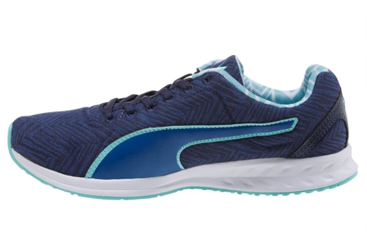 Buy (W) Puma Burst Chevron ''Hellblau'' Sneakers 190158-02