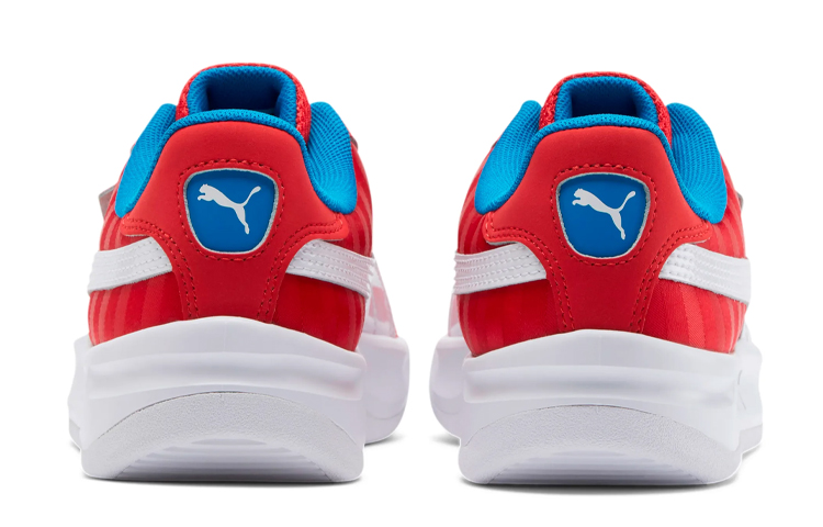 Shop (W) Puma California 'Merah' 371427-01