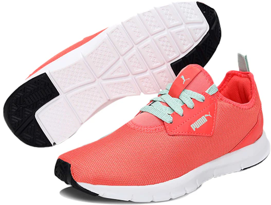 (W) Puma Camo Rendah 'Merah Jambu' 381168-03 Lookbook (W) Puma Camo Rendah 'Merah Jambu' 381168-03