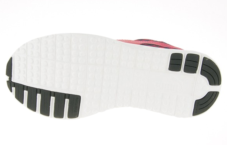 Lookbook 彪馬 Carson Runner Glitch 舒適運動鞋 女款 紅色