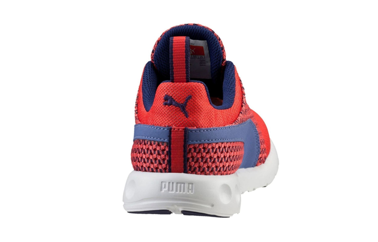 Shop 彪馬 Carson Runner Knit 輕便透氣 低幫運動鞋 女款 橙紅