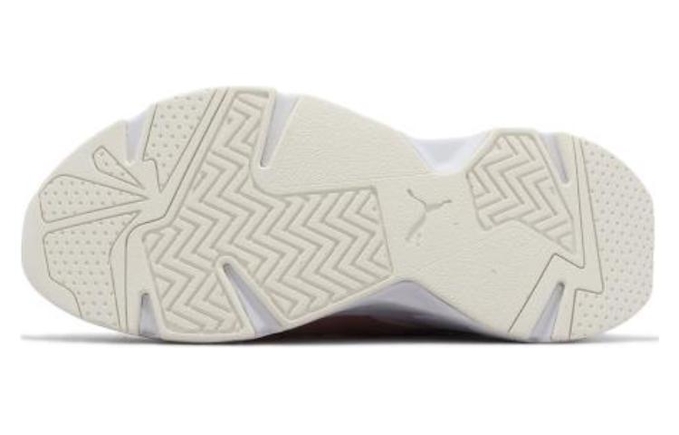 Shop (W) Puma Cassia Rose 'Blanco Futuro Rosa' 393912-04