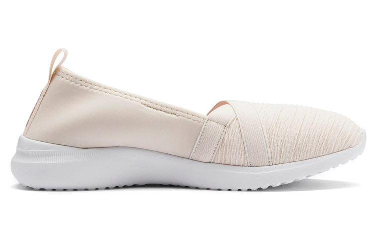 Order (W) Puma Schoenen Adelina 369621-04
