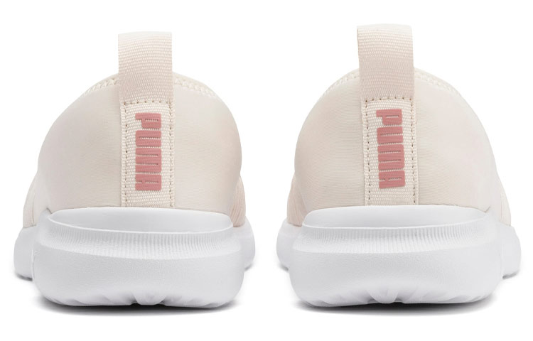 Lookbook (W) Puma Schoenen Adelina 369621-04