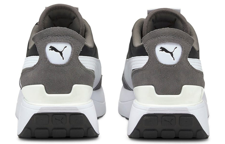 Shop (W) Puma Cruise Rider Castlerock Scarpe 375054-01