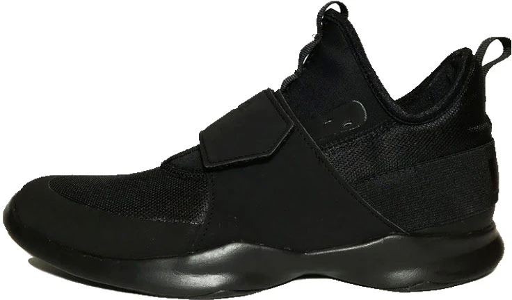 women-puma-dare-trainer-black-low-top-365833-03