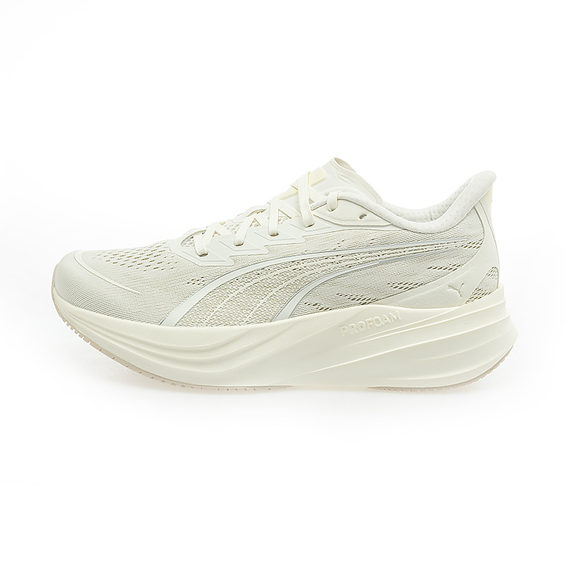 (W) Puma Darter Pro 2 Gaming Sneakers