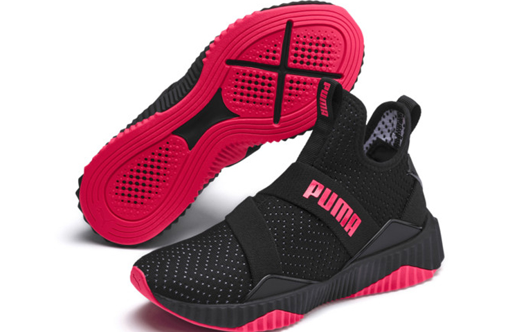 Lookbook (W) Puma Defy Mid Core Black Noir 192507-04