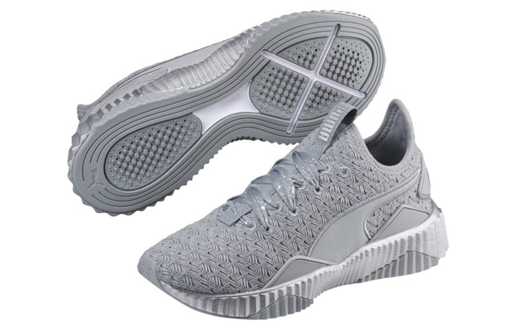 Lookbook 彪马Defy Sparkle耐磨防滑輕便低幫運動鞋 女款 灰