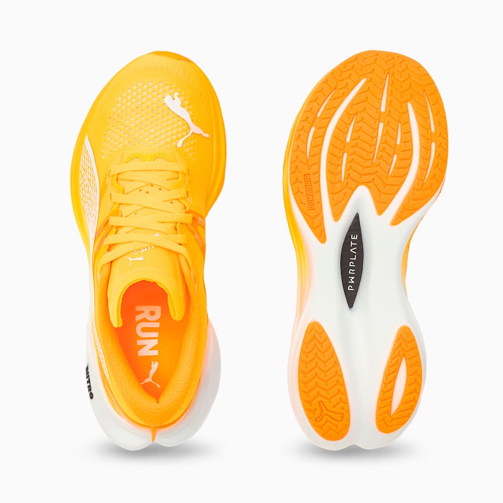 Shop (W) プーマ ディヴィエイト ニトロ 3 ワイド サンストリーム/ヒートファイヤ/プーマホワイト 378450-09