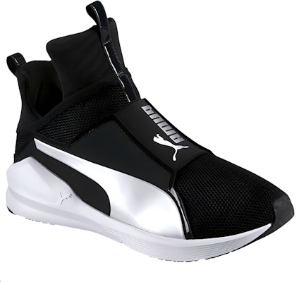 (W) Puma Fierce Core 'Hitam Putih' 188977-12 Lookbook (W) Puma Fierce Core 'Hitam Putih' 188977-12
