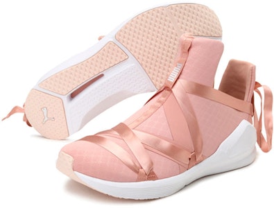 (W) Puma Fierce Rope Satin EP 'Peach Beige' Wanita Beige Peaches 190538-01 Lookbook (W) Puma Fierce Rope Satin EP 'Peach Beige' Wanita Beige Peaches 190538-01