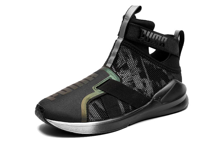 Lookbook (W) Puma Fierce Strap Swan ''Noir''. 189461-01