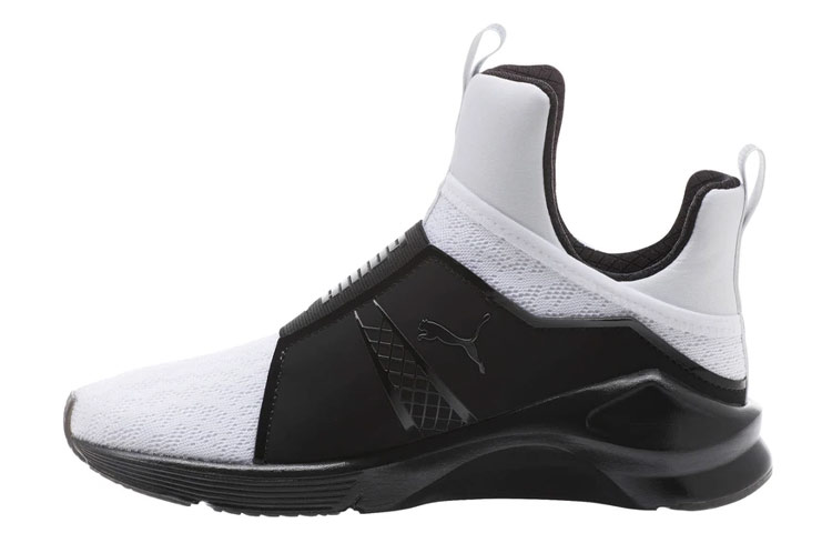 Buy (W) Puma Fierce Varsity Low 'Hitam Putih' 190757-04