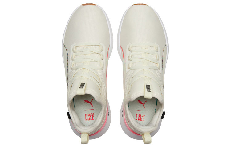 Lookbook (W) Puma First Mile x Pure XT 'Putih' 195257-01