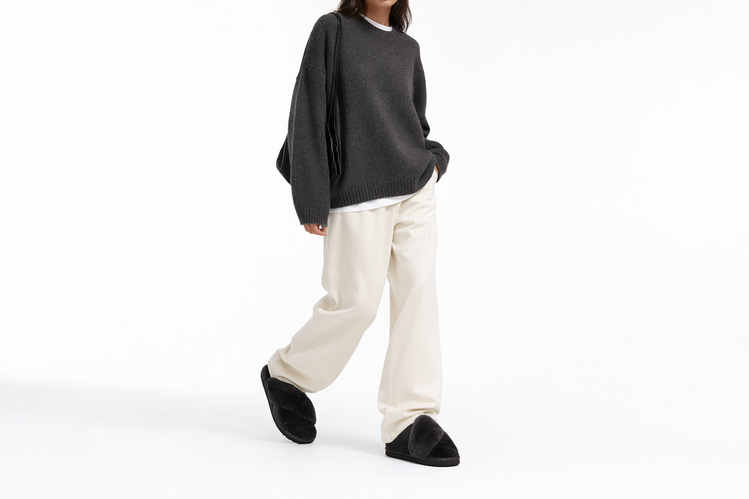 Order （女性）Puma Fluff X Strap 拖鞋 '黑色' 384936-01