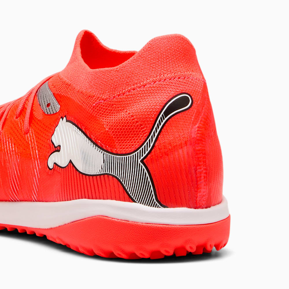 Lookbook (W) Sepatu Puma Future 9 Match TT Glowing Red Putih Hitam Silver 108906-01