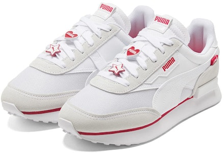 (W) 彪马Future Rider "Galentine's Day - 白色虚拟粉" 380121-01 Lookbook (W) 彪马Future Rider "Galentine's Day - 白色虚拟粉" 380121-01