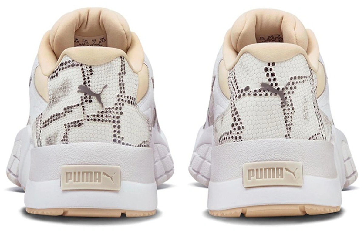 (Women) Puma Hedra Snake Sports For White