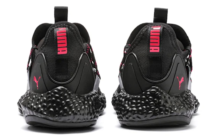 Lookbook PUMA Hybrid Rocket Aero 低筒 跑步鞋 女款 黑粉