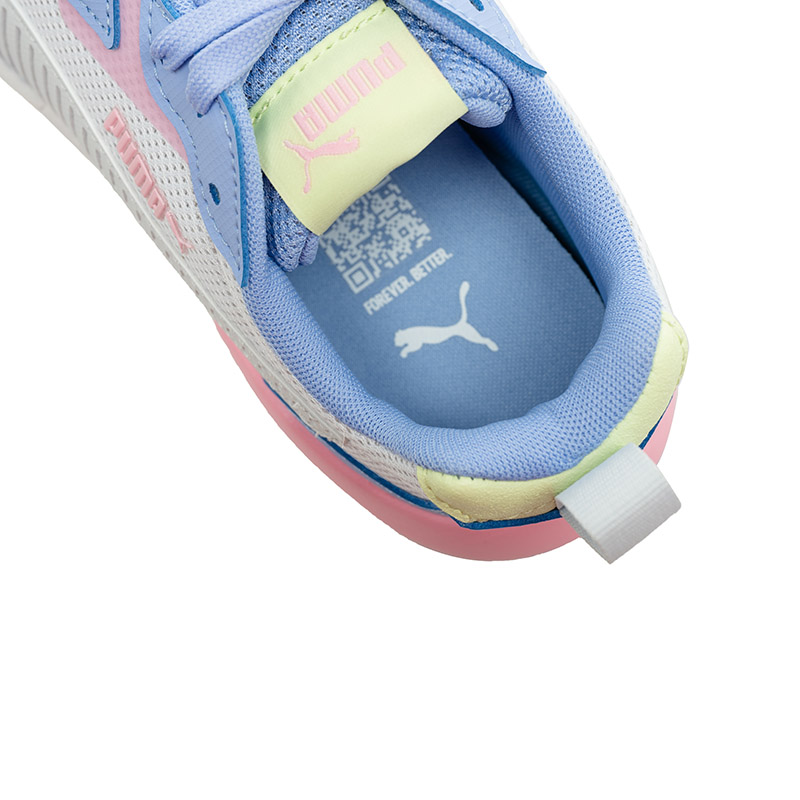 Details for (W) プーマ ジョーダン X-Ray 3 ローカット ジュニア 40149309