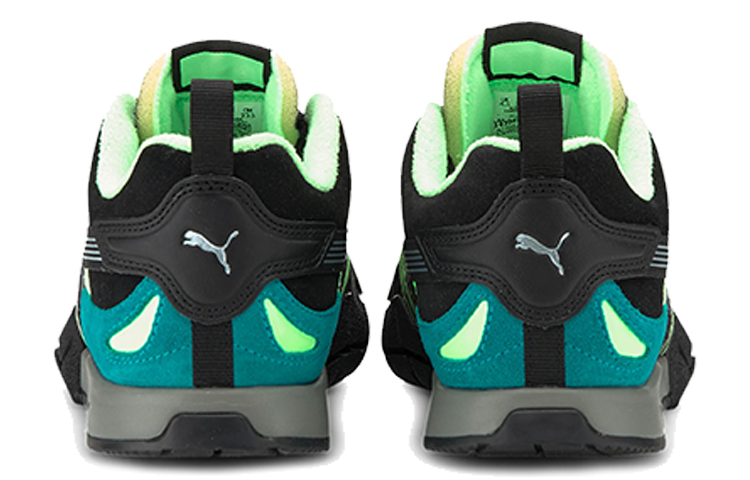 Shop (W) Puma Kyron Bonfires ''Zwart Elektro Groen'' 373916-03