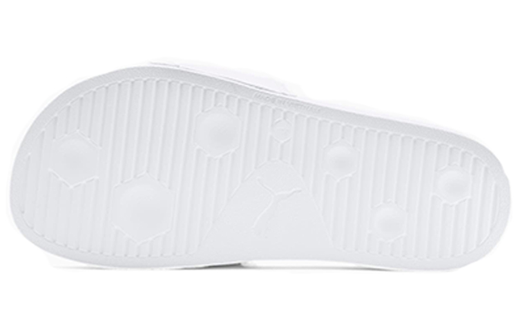 Shop Puma Leadcat FTR Logo Metal 防滑運動拖鞋 女款 白