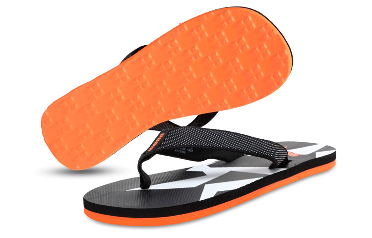 Shop (W) Puma Leadcat IDP ''Noir Orange'' 373832-01