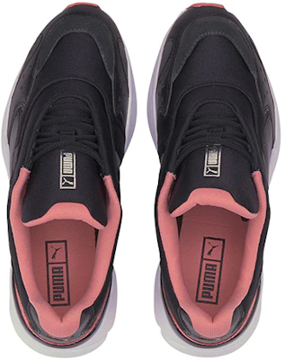 (W) Puma Lia Tonal Hitam/Putih/Pink Sepatu Sneakers Rendah 374672-02 Shop (W) Puma Lia Tonal Hitam/Putih/Pink Sepatu Sneakers Rendah 374672-02